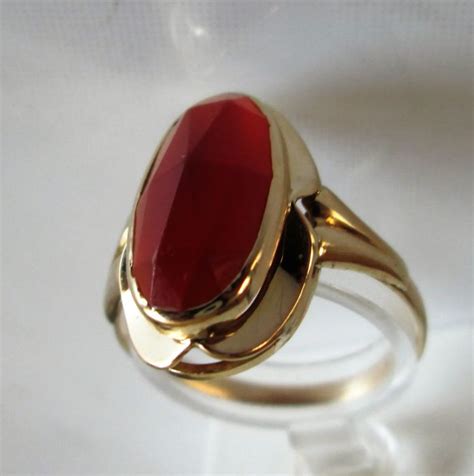 Gold carnelian ring. - Catawiki