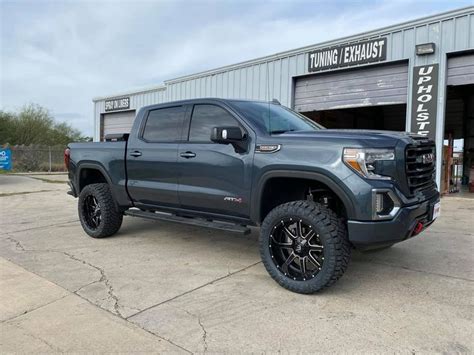 2019 GMC Sierra AT4 equipped with a Fabtech 4" Lift Kit | Gmc trucks ...
