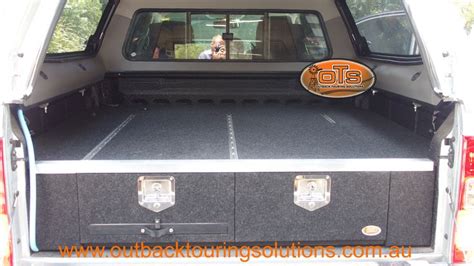 Check out this Custom Drawer set-up for the Ford Ranger using our standard 4wd drawer systems ...