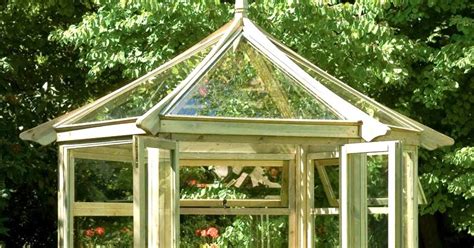 Two Men and a Little Farm: HEXAGONAL GREENHOUSE, INSPIRATION THURSDAY