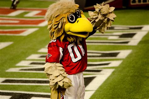 Freddie Falcon | The Atlanta Falcons mascot Freddie Falcon w… | Flickr