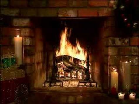 Living Fireplace (Christmas Scene) - YouTube