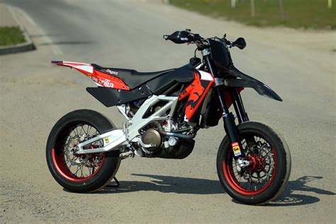 Aprilia Aprilia SXV 550 - Moto.ZombDrive.COM