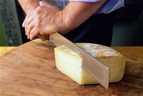 A Beginner’s Guide to Every Type of Cheese