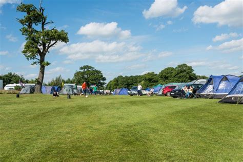 Silverstone F1 Camping 2018 - British Grand Prix Camping with intentsGP