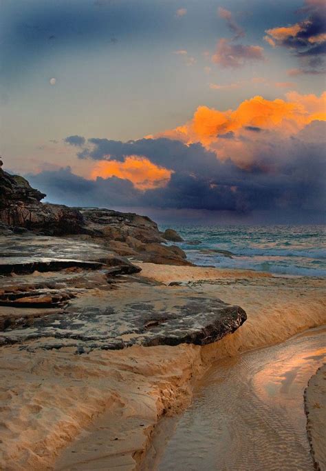 Storm in Bronte Beach, Sydney | Australia (by Edwin Emmerick) | Sunset nature, Sydney beaches ...