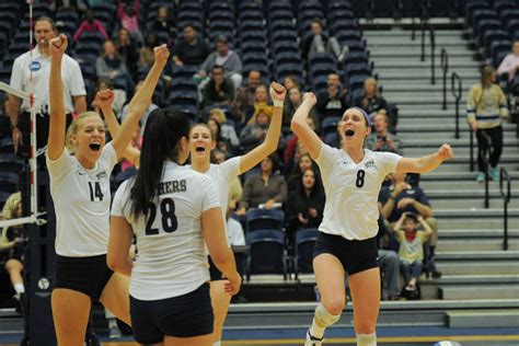 Pitt volleyball concludes regular season with win against Virginia ...