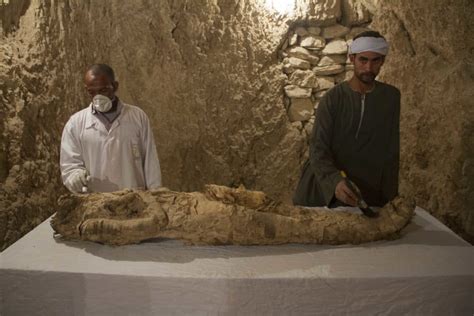 Antiquities Minister Hopes Recent Discovery of 2 Ancient Tombs In Egypt ...