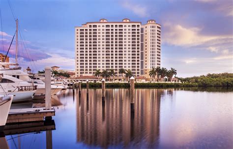 Official Tarpon Point Website | Luxury Waterfront Condominiums | Cape Coral Florida