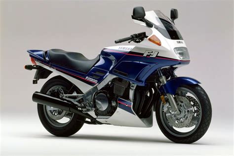 Moto del día: Yamaha FJ 1100/1200 - espíritu RACER moto