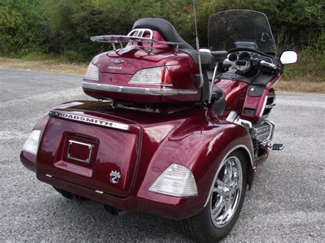 2005 HONDA GOLDWING GL1800 ROADSMITH TRIKE WITH for sale on 2040-motos