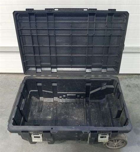 Husky Rolling Tool Box - Adam Marshall Land & Auction, LLC