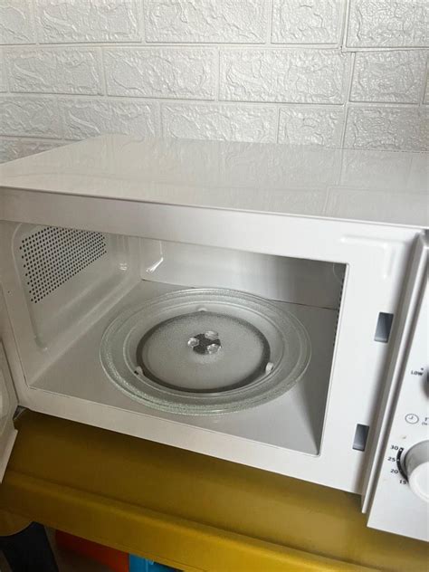 Whirlpool microwave oven, TV & Home Appliances, Kitchen Appliances ...