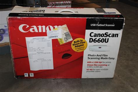 Canon USB Flatbed Scanner CanoScan D660U | Property Room