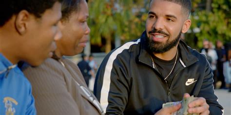 Drake Gives Away a Million Dollars in Heartwarming “God’s Plan” Video ...