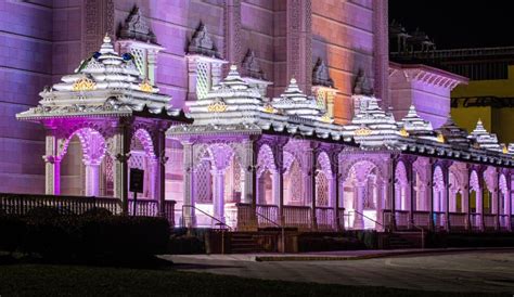 Hindu Temple BAPS Shri Swaminarayan Mandir New Jersey, USA Stock Image ...