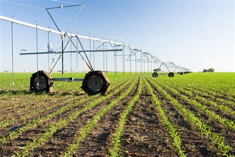 center pivot irrigation system – Irrigation Components International