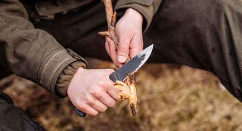 10 Best Camping Knife Reviews | Gerber vs Benchmade vs Fallkniven