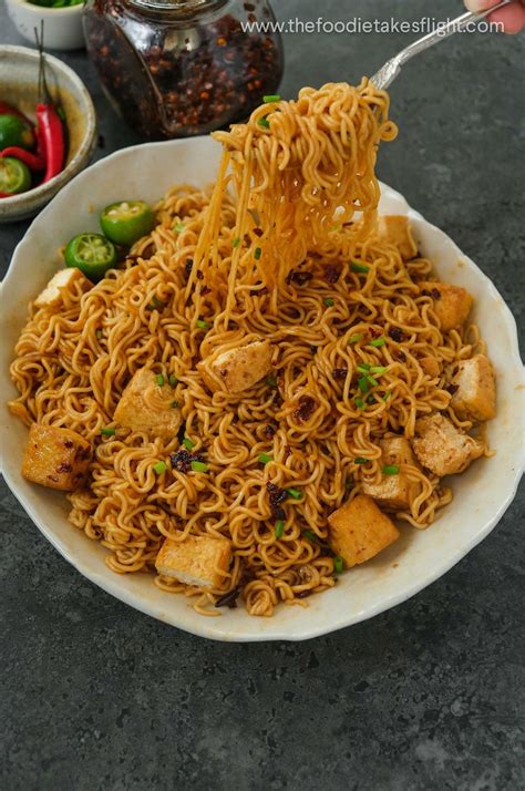 Lucky Me!-Style Chilimansi Instant Pancit Canton Noodles - The Foodie Takes Flight