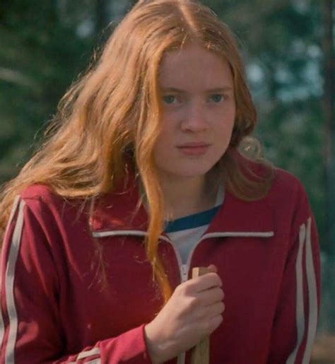 20 CURIOSIDADES SOBRE SADIE SINK | Stranger Things Aмιησ Amino