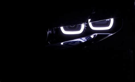BMW i8 laser headlights
