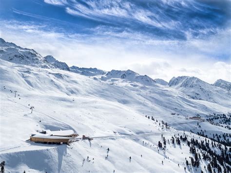 Skiing in Austria | The Best Austrian Ski Resorts 2025 - Snow Magazine