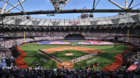 WATCH: MLB takes over London - AS USA