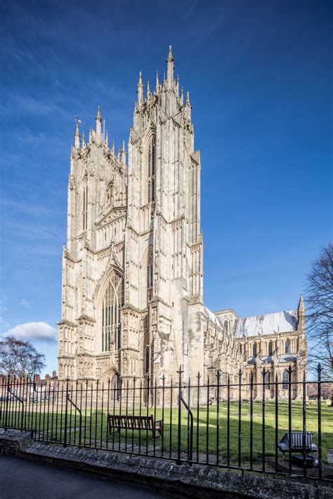 Beverley Minster, England [OC][5792x8688] : r/churchporn