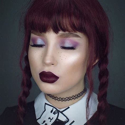 48 Grunge Makeup Ideas You Want to Display in 2020 | Grunge makeup, Matte lips, Shimmer eye makeup