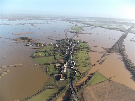 Extreme Weather: The Somerset Floods - PUMPKIN INTERACTIVE