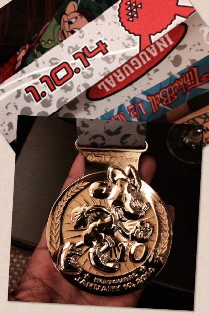 2014 Walt Disney World Marathon Weekend 10K Minnie Medal | Disney ...