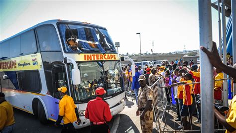 KC Bus Experience to MTN8 final - Kaizer Chiefs FC