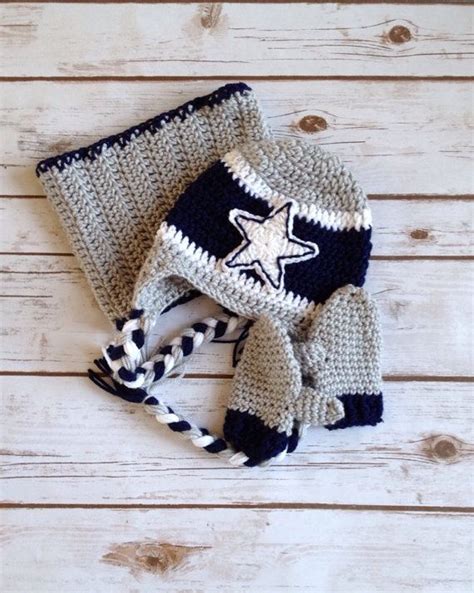 Crochet Dallas Cowboy's Hat, Scarf, and Gloves Set on Etsy, $50.00 ...