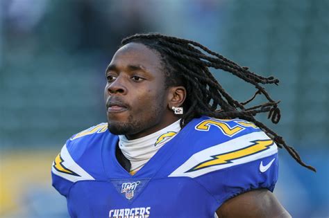 Melvin Gordon brutally shades Chargers: 'Didn't have fans'