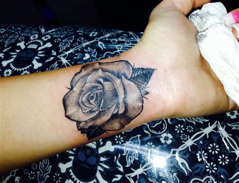 REALISTIC ROSE TATTOO on wrist/inner arm | Inner wrist tattoos, Wrist ...