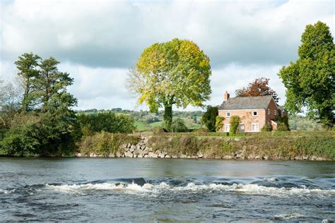 Dog Friendly Cottages in Hay-on-Wye | Pet Friendly Holidays