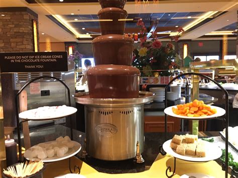 Hungry? Here are 3 local buffets you NEED in your life | Seattle Refined