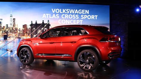 Volkswagen Atlas Cross Sport Concept Previews New Five-Seat SUV