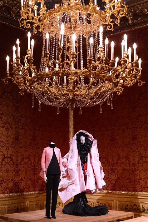 Exhibition Review "The Vulgar - Fashion Redefined" in Vienna - The Pink ...