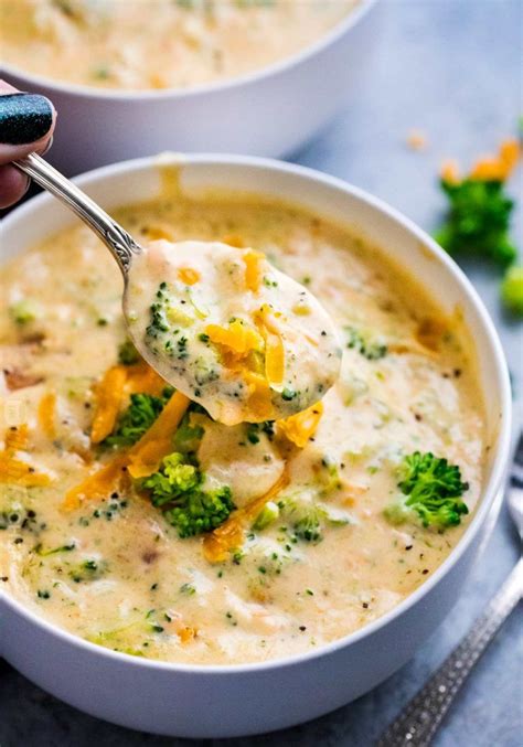 This copycat Broccoli Cheddar Soup is SO hearty and rich, and made in ...