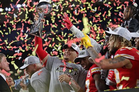 Patrick Mahomes rises from goat to hero for Chiefs in Super Bowl | Dave Hyde