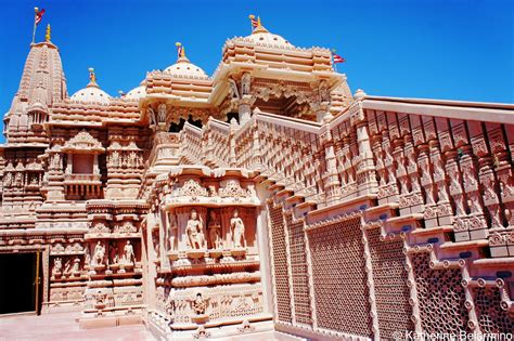 A Hindu Temple in Southern California | Travel the World