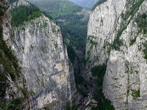 Bicaz Gorge | Romania, Canyon, World