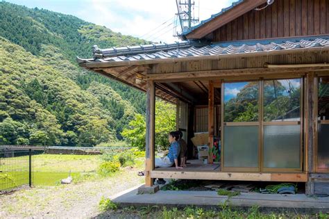 Akiya House: What it's Like Living in One of Japan's Vacant Homes