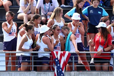 Anita Alvarez: Coach Andrea Fuentes dives into pool to save American swimmer at World ...