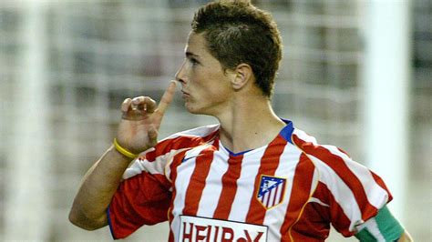 Torres to return to Atletico on loan from AC Milan