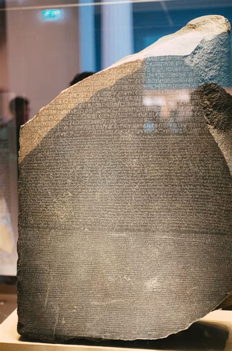 13 Revealing Facts about The Rosetta Stone - Fact City