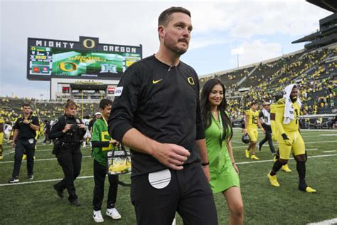 WATCH: Dan Lanning, players breaks down Oregon's season-opening win ...