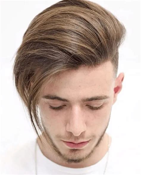 9 Fashionable One Side Haircut Ideas for Men (for a Model Look)