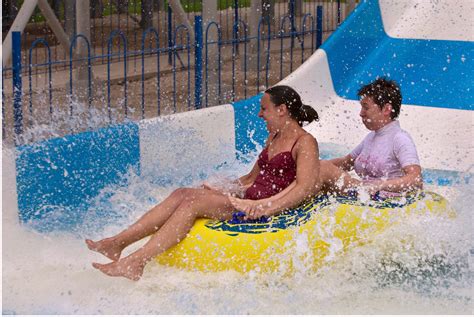 Aqua Park Qatar opens with a splash for the season - Doha News | Qatar